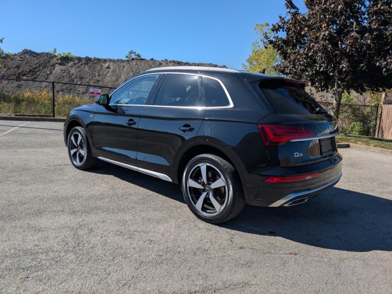 2024 Audi Q5 45 Progressiv S-Line  **S LINE - VERY CLEAN** Photo2