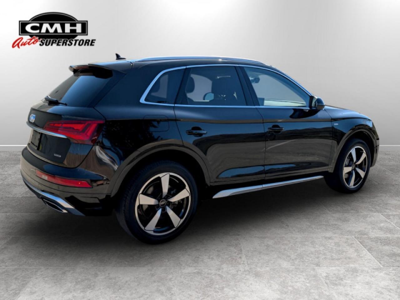 2024 Audi Q5 45 Progressiv S-Line  **S LINE - VERY CLEAN** Photo4