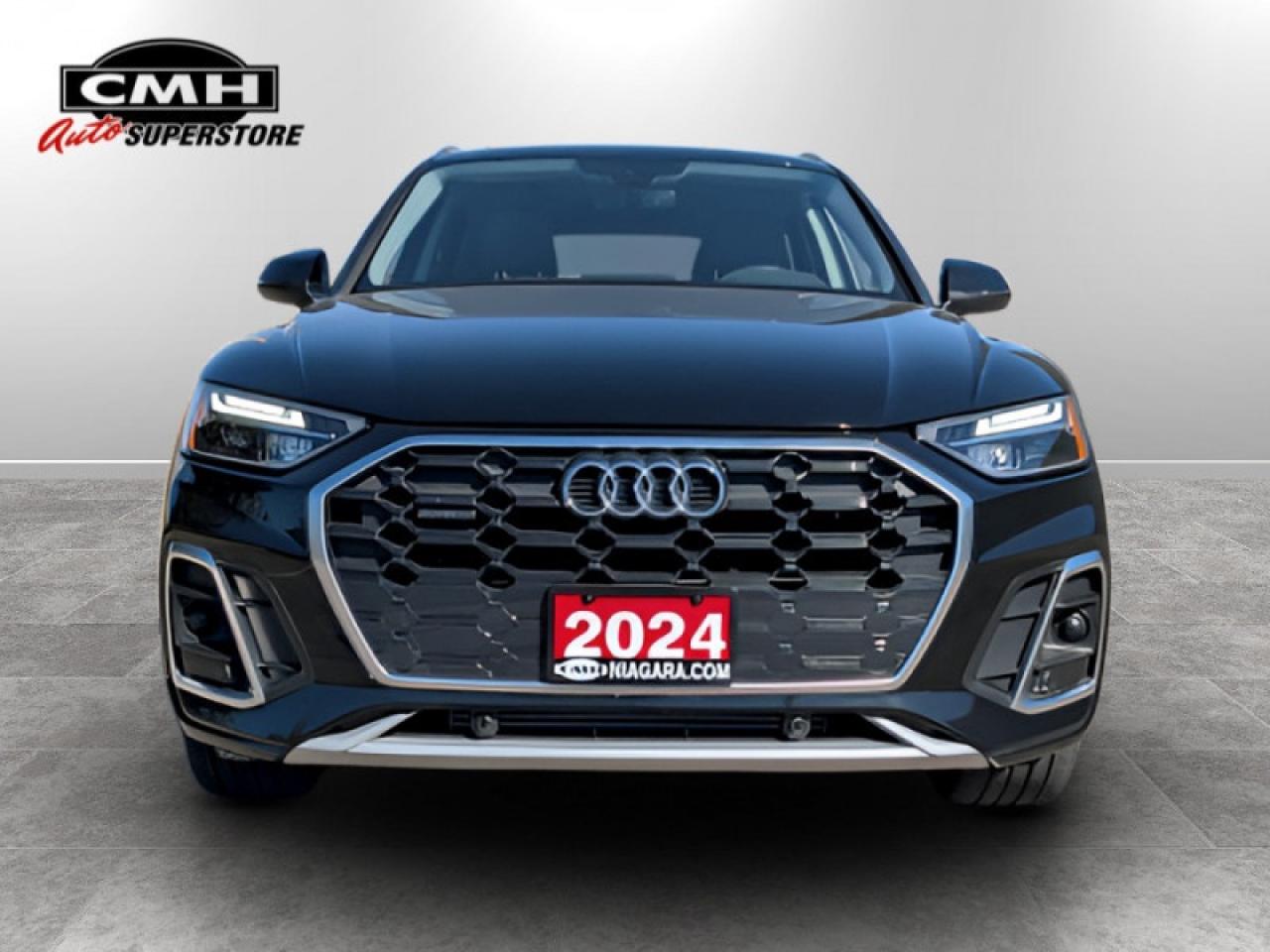 2024 Audi Q5 45 Progressiv S-Line  **S LINE - VERY CLEAN** Photo