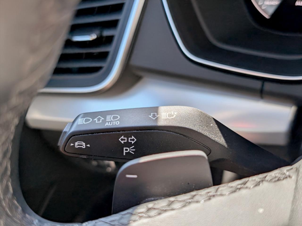 2024 Audi Q5 45 Progressiv S-Line  **S LINE - VERY CLEAN** Photo