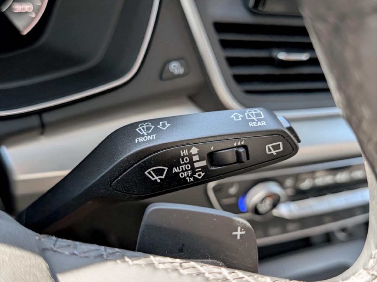 2024 Audi Q5 45 Progressiv S-Line  **S LINE - VERY CLEAN** Photo