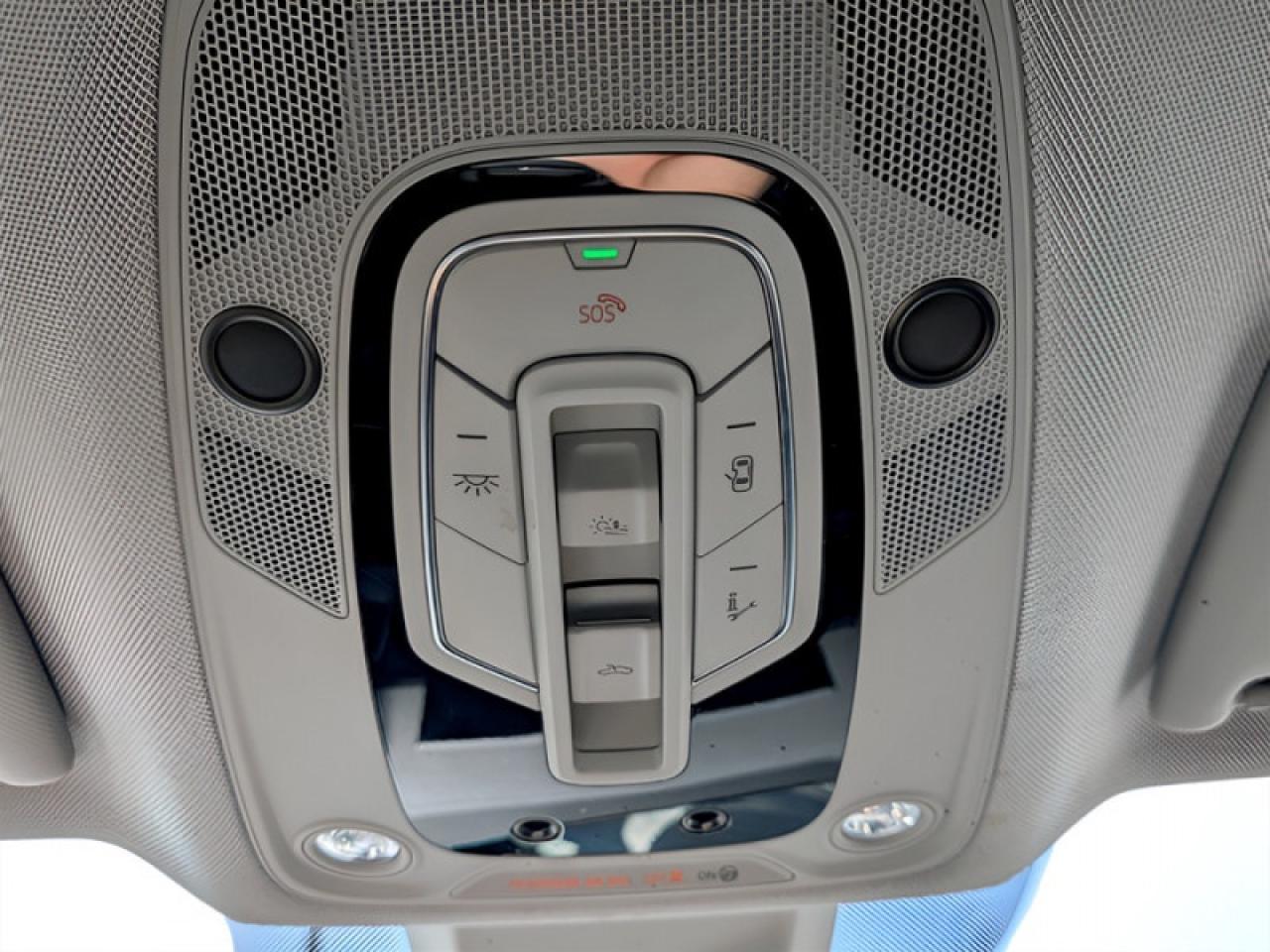 2024 Audi Q5 45 Progressiv S-Line  **S LINE - VERY CLEAN** Photo