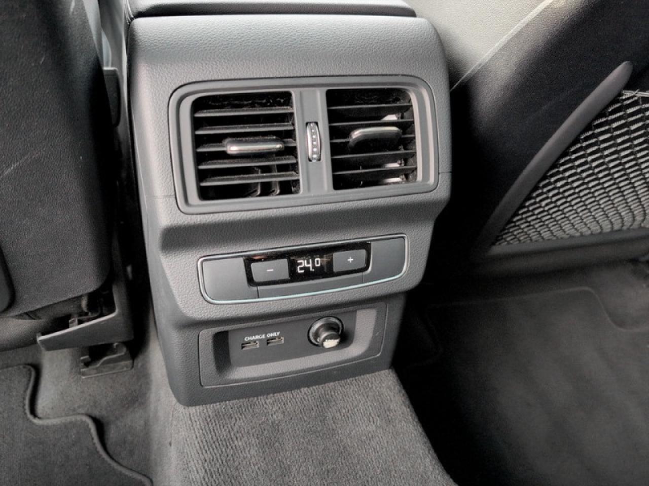 2024 Audi Q5 45 Progressiv S-Line  **S LINE - VERY CLEAN** Photo