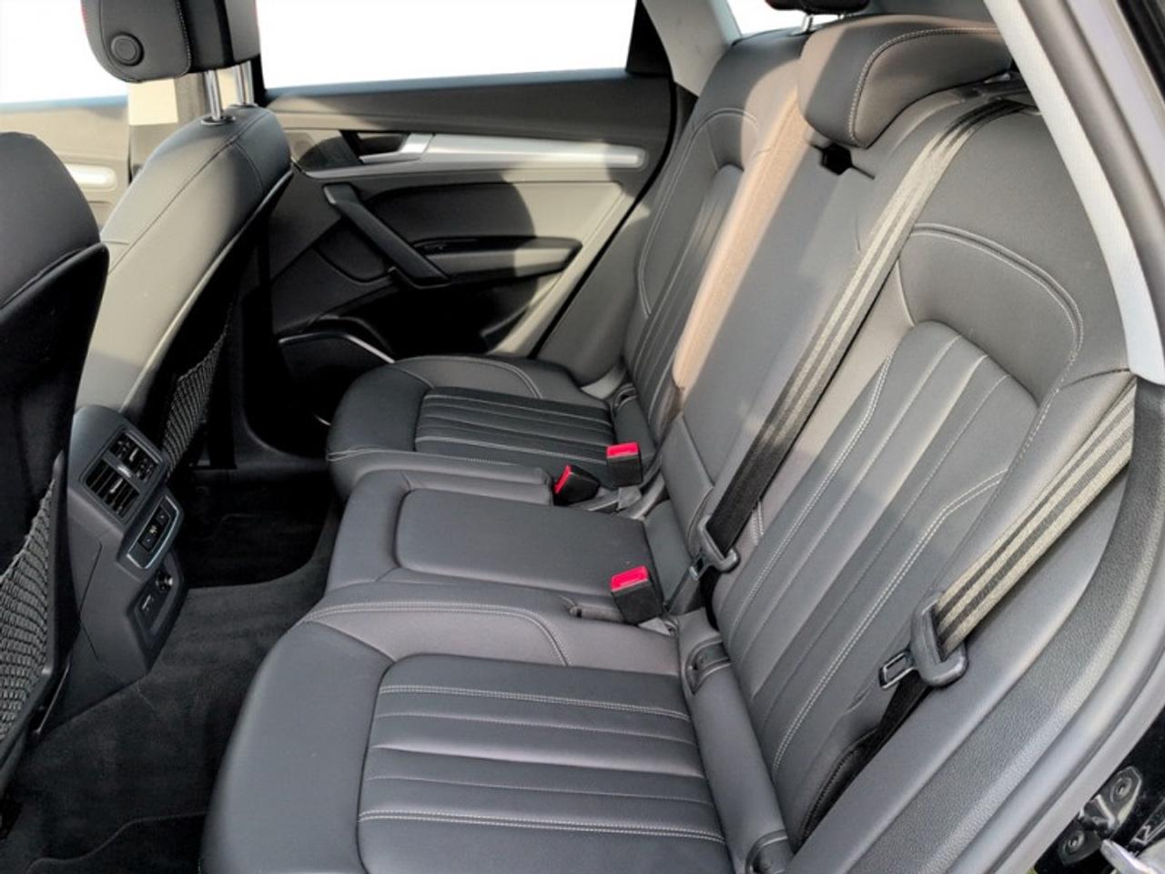 2024 Audi Q5 45 Progressiv S-Line  **S LINE - VERY CLEAN** Photo