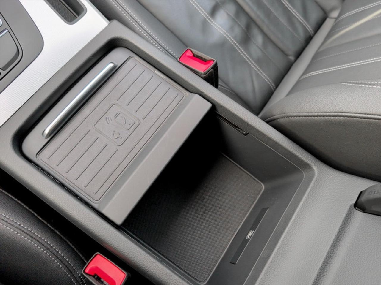 2024 Audi Q5 45 Progressiv S-Line  **S LINE - VERY CLEAN** Photo