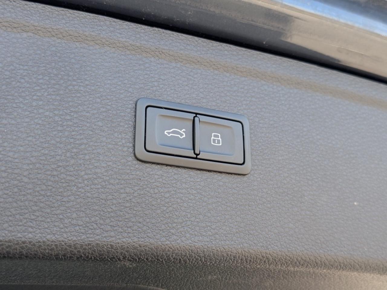 2024 Audi Q5 Komfort 45 TFSI quattro  **HTD SW - PWR GATE** Photo