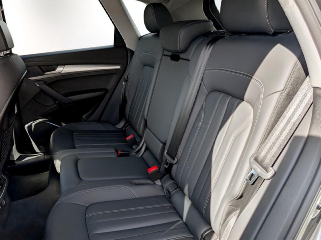 2024 Audi Q5 Komfort 45 TFSI quattro  **HTD SW - PWR GATE** Photo