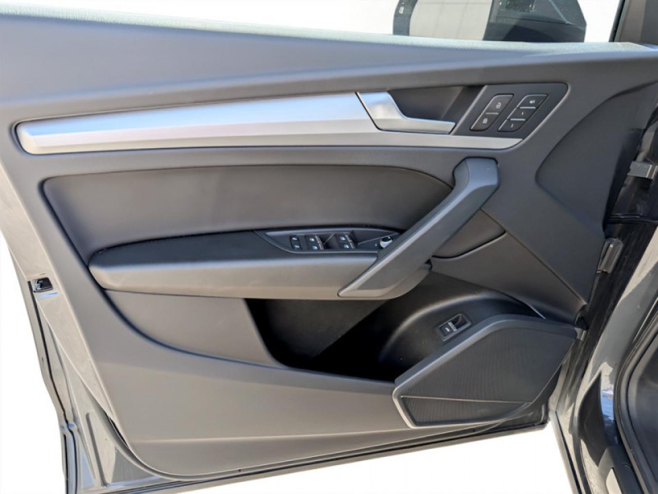 2024 Audi Q5 Komfort 45 TFSI quattro  **HTD SW - PWR GATE** Photo