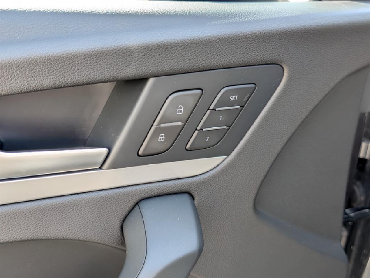 2024 Audi Q5 Komfort 45 TFSI quattro  **HTD SW - PWR GATE** Photo