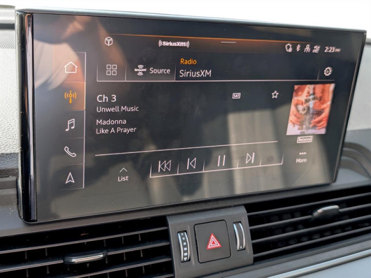 2024 Audi Q5 Komfort 45 TFSI quattro  **HTD SW - PWR GATE** Photo