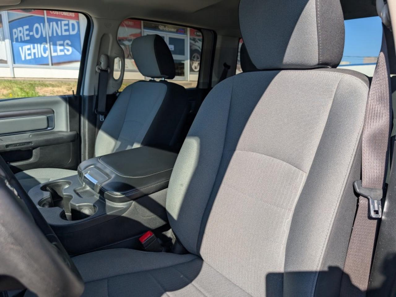 2023 RAM 1500 Classic SLT  **TOW CTRL- 5.7L HEMI** Photo