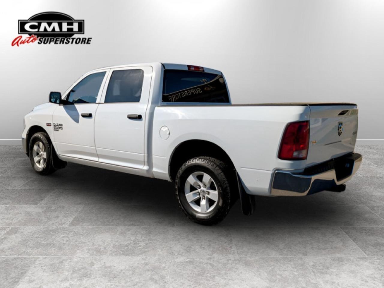 2023 RAM 1500 Classic SLT  **TOW CTRL- 5.7L HEMI** Photo2