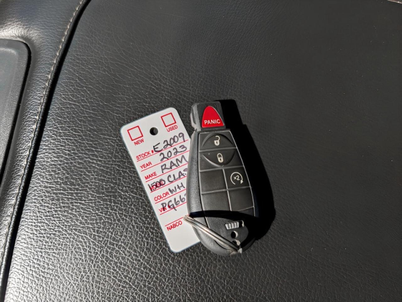 2023 RAM 1500 Classic SLT  **TOW CTRL- 5.7L HEMI** Photo