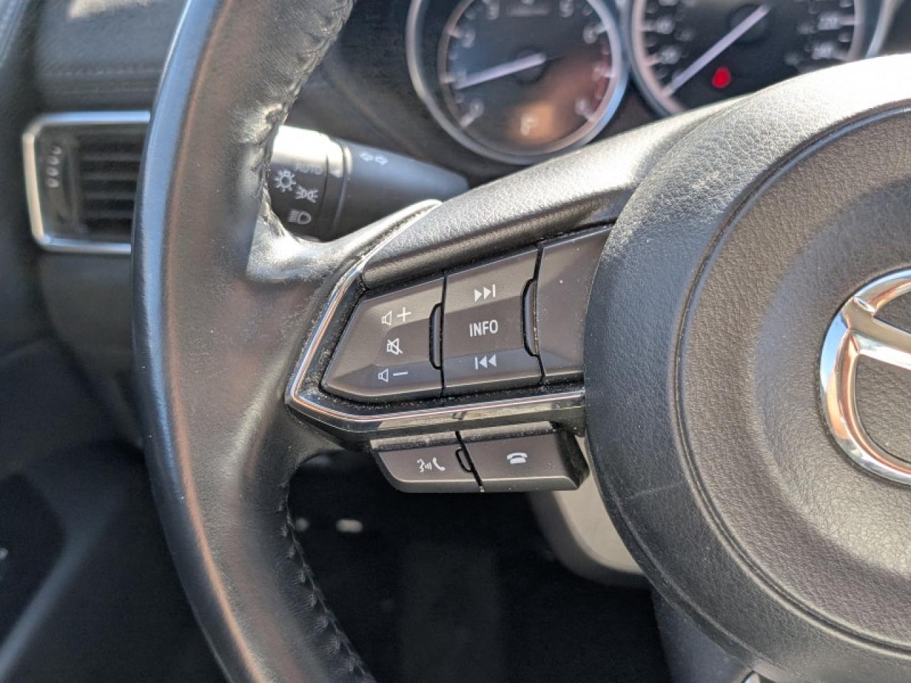 2021 Mazda CX-5 GS  **LOW KMS - ONE OWNER** Photo