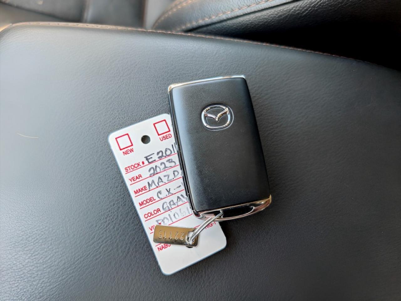 2023 Mazda CX-5 GT Sport Design  **SUNROOF - HEADS UP DISP.** Photo