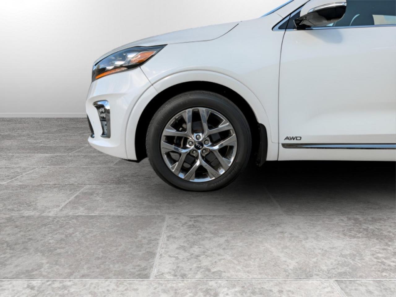 2019 Kia Sorento SX Limited  **LOW KMS - 3.3L V6** Photo