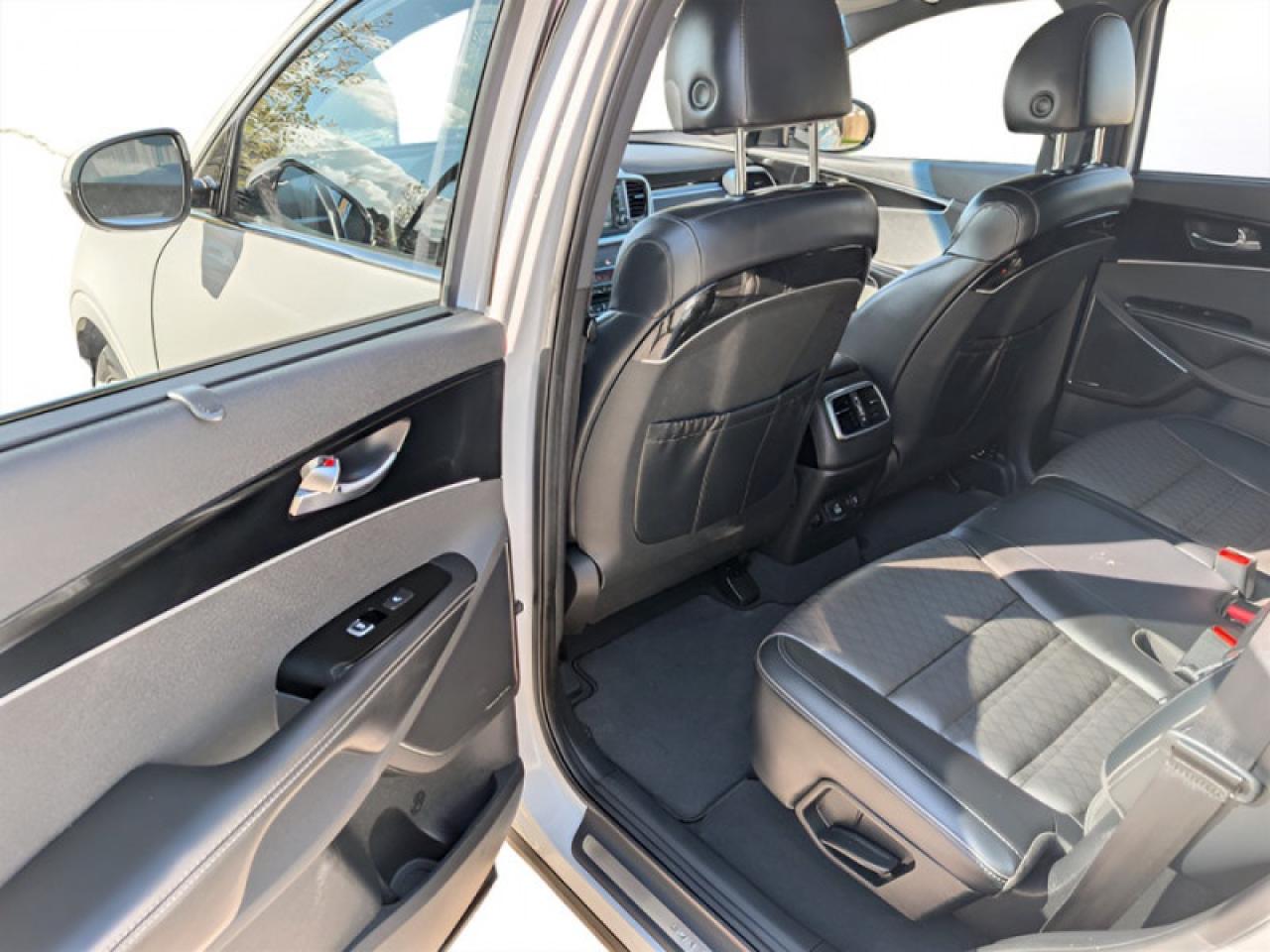 2019 Kia Sorento SX Limited  **LOW KMS - 3.3L V6** Photo