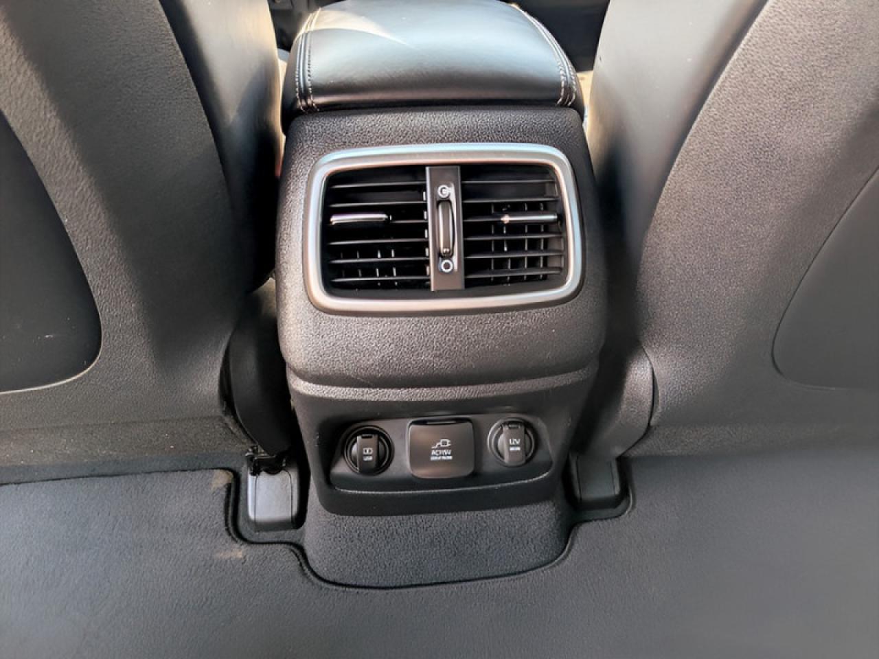 2019 Kia Sorento SX Limited  **LOW KMS - 3.3L V6** Photo