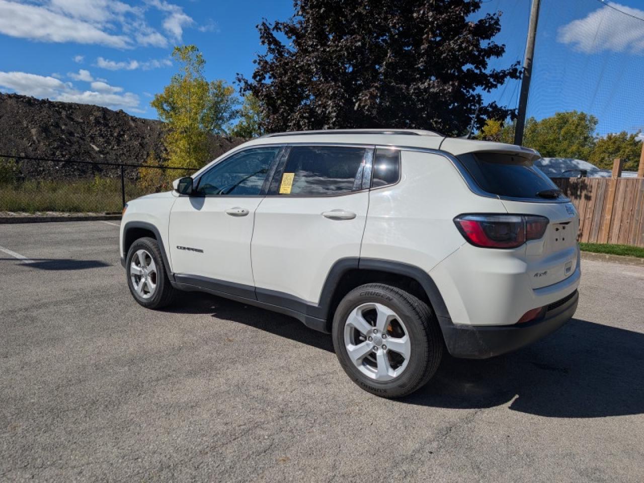 2021 Jeep Compass North  **REM START - APPLE CP** Photo3