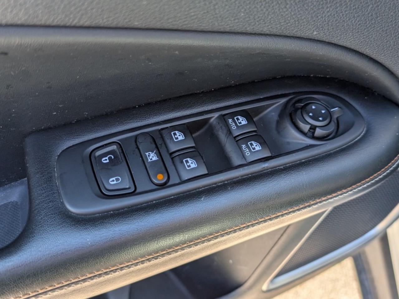 2021 Jeep Compass North  **REM START - APPLE CP** Photo