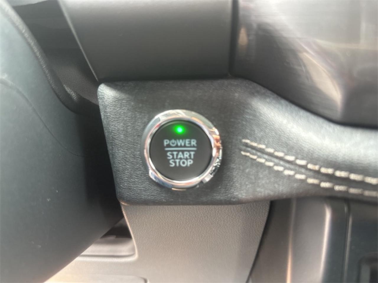 2025 Ford F-150 Lightning Flash Photo5