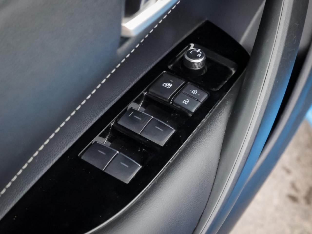 2019 Toyota Corolla Hatchback SE Upgrade Package   - $182 B/W Photo