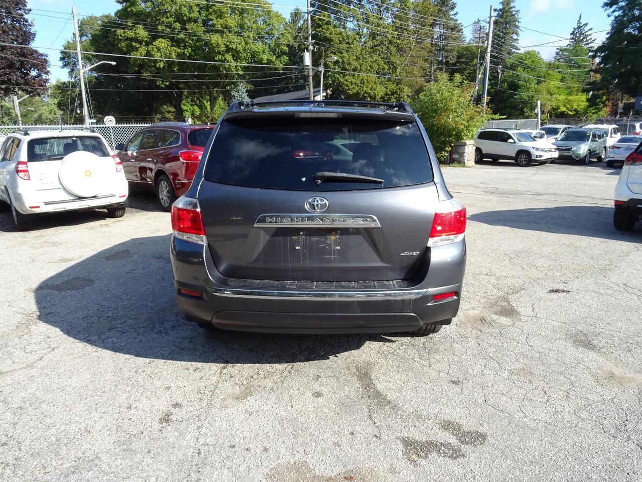 2012 Toyota Highlander LIMITED  - Photo #7