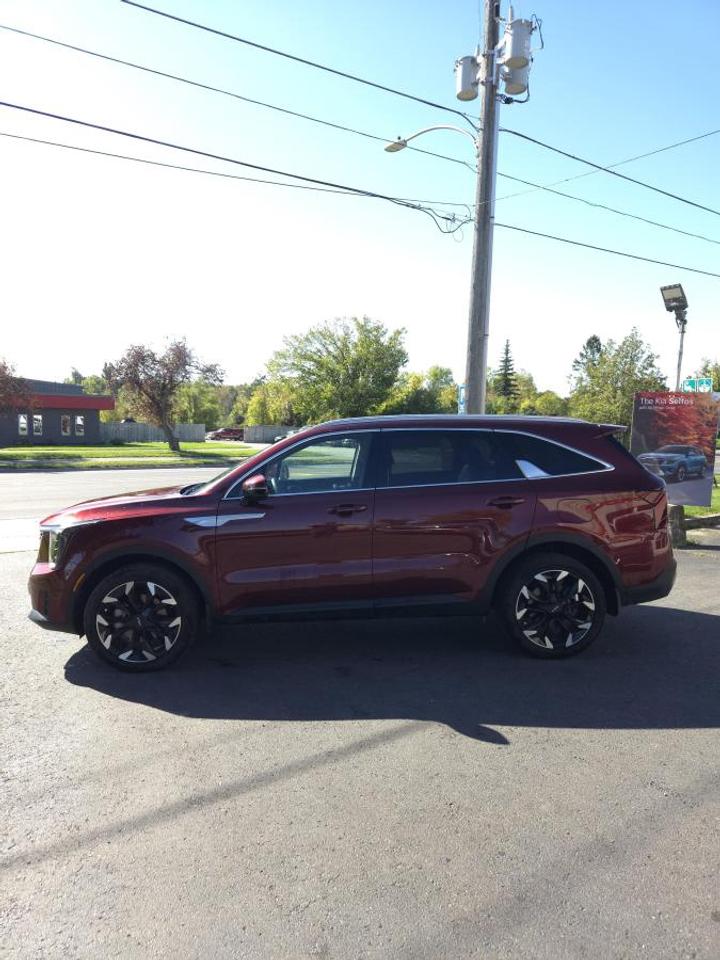 2024 Kia Sorento EX 2.5t AWD Photo