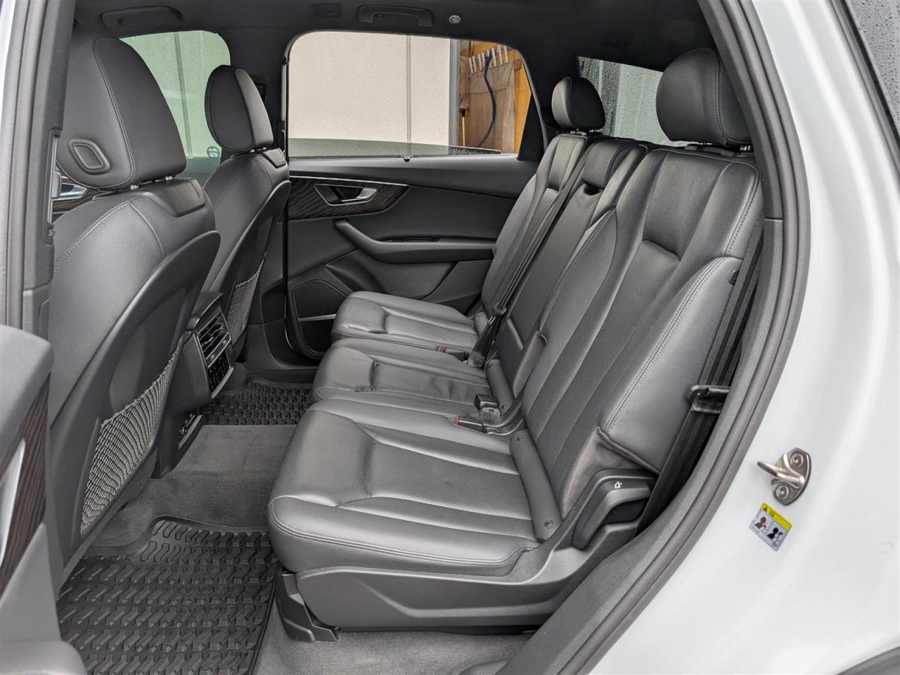 2022 Audi Q7 PROGRESSIV QTRO - 7 PASS - NAVI - PANO ROOF - TECH FEATS