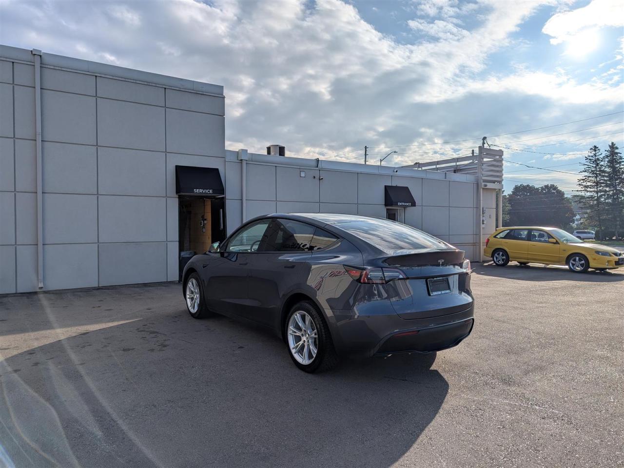 2021 Tesla Model Y LONG RANGE AWD - DUAL MOTOR