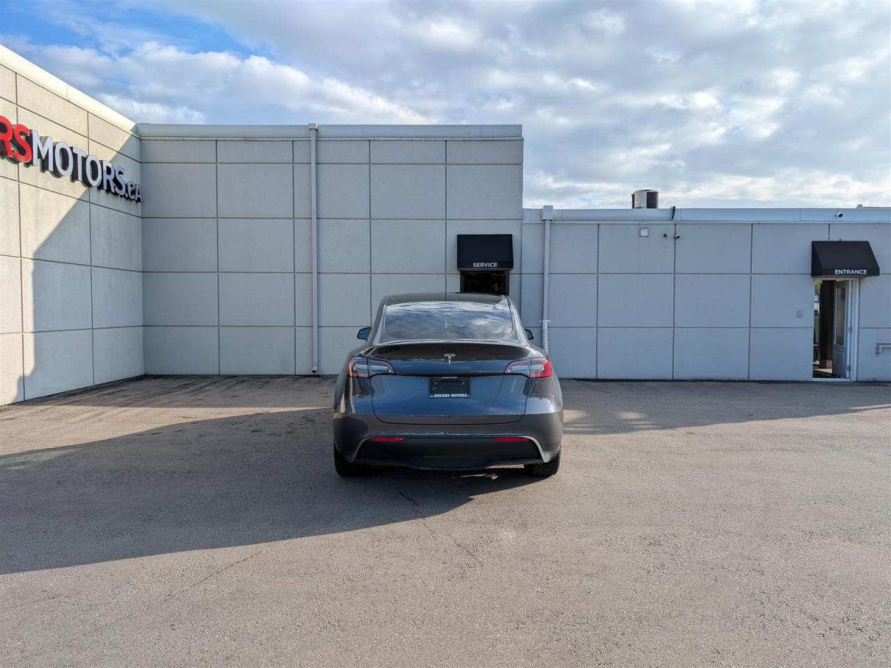 2021 Tesla Model Y LONG RANGE AWD - DUAL MOTOR