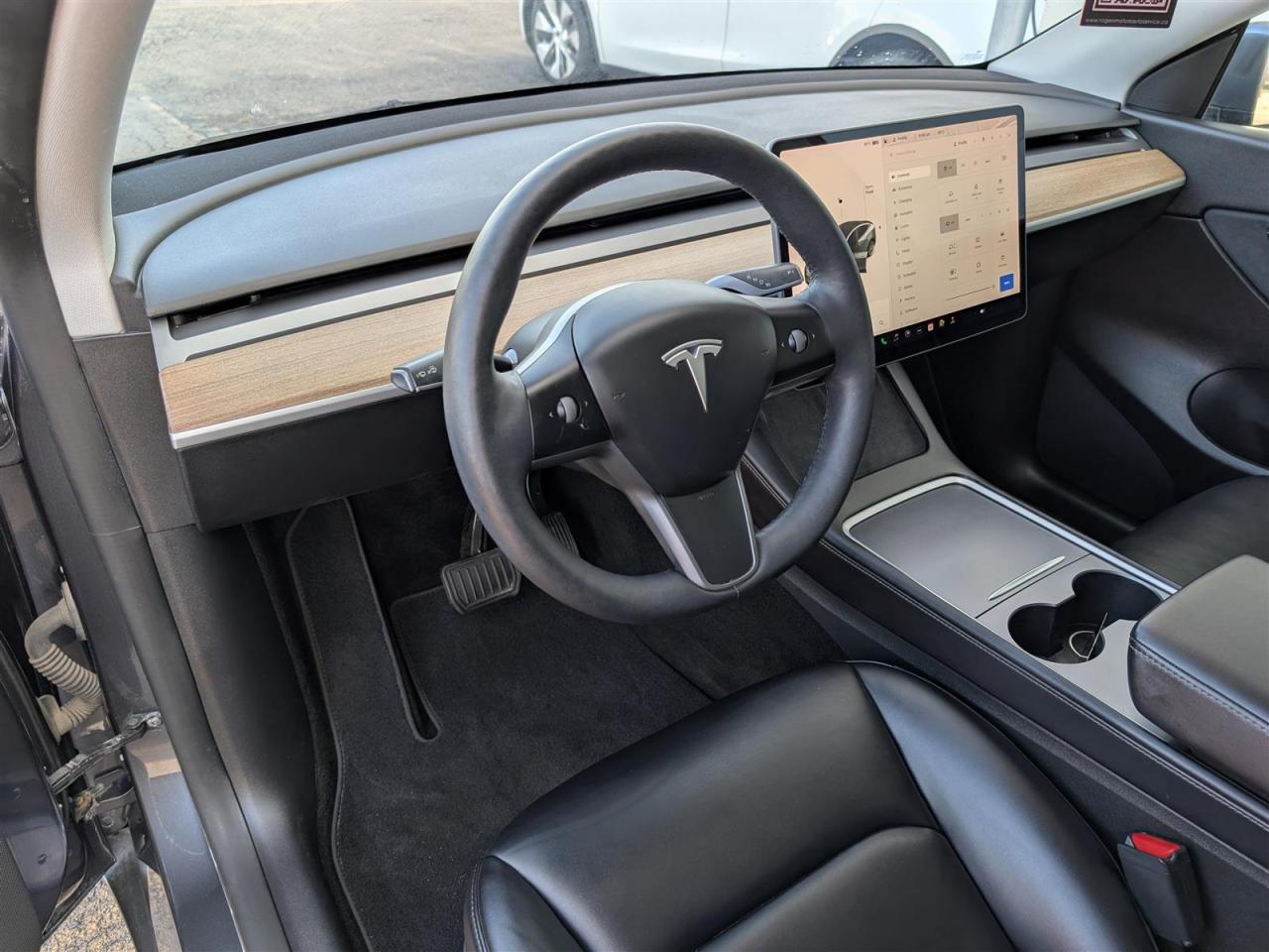 2021 Tesla Model Y LONG RANGE AWD - DUAL MOTOR