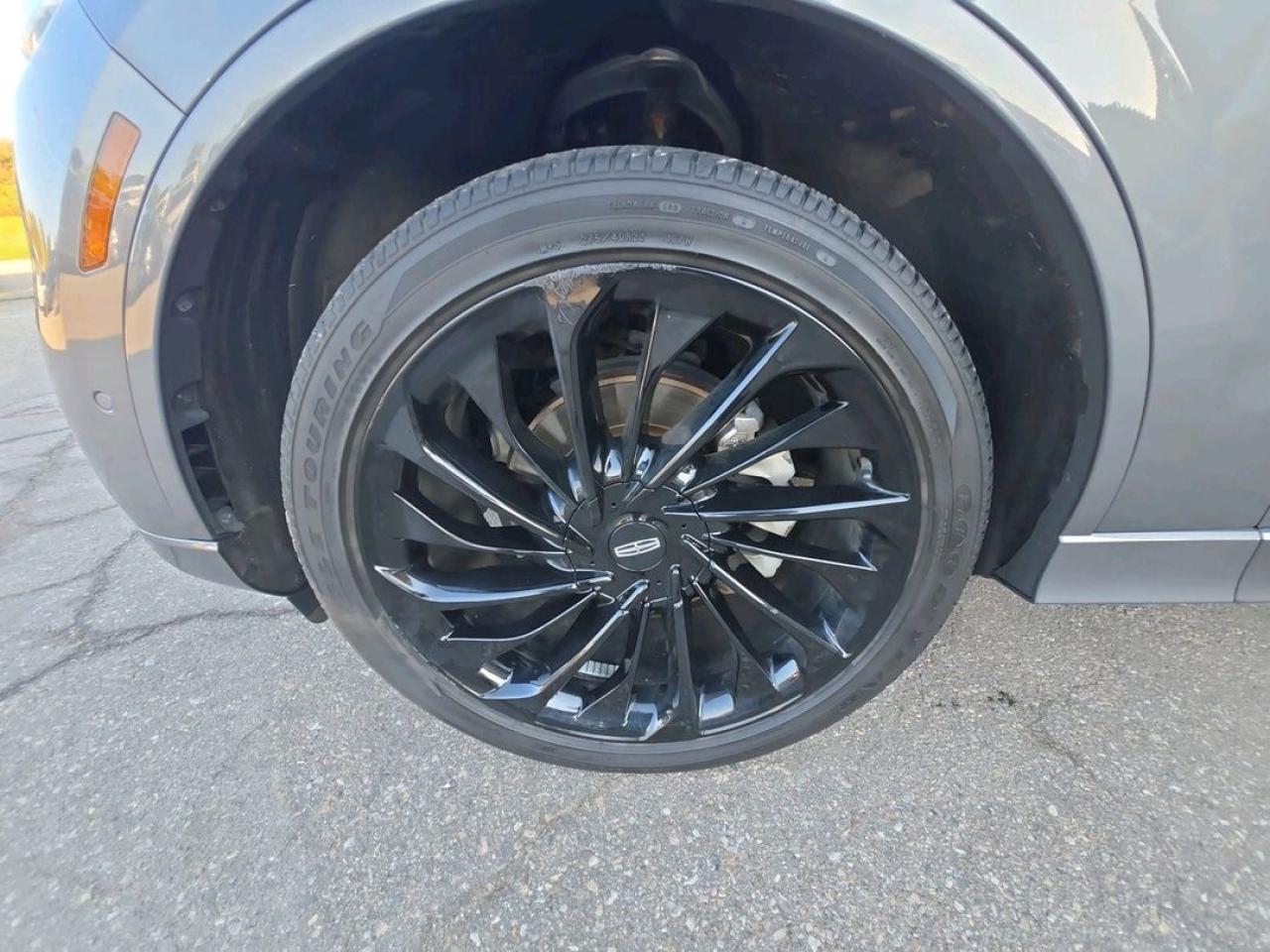 2021 Lincoln Aviator RESERVE, AWD, 22" RIMS, LEATHER, PANO ROOF! Photo