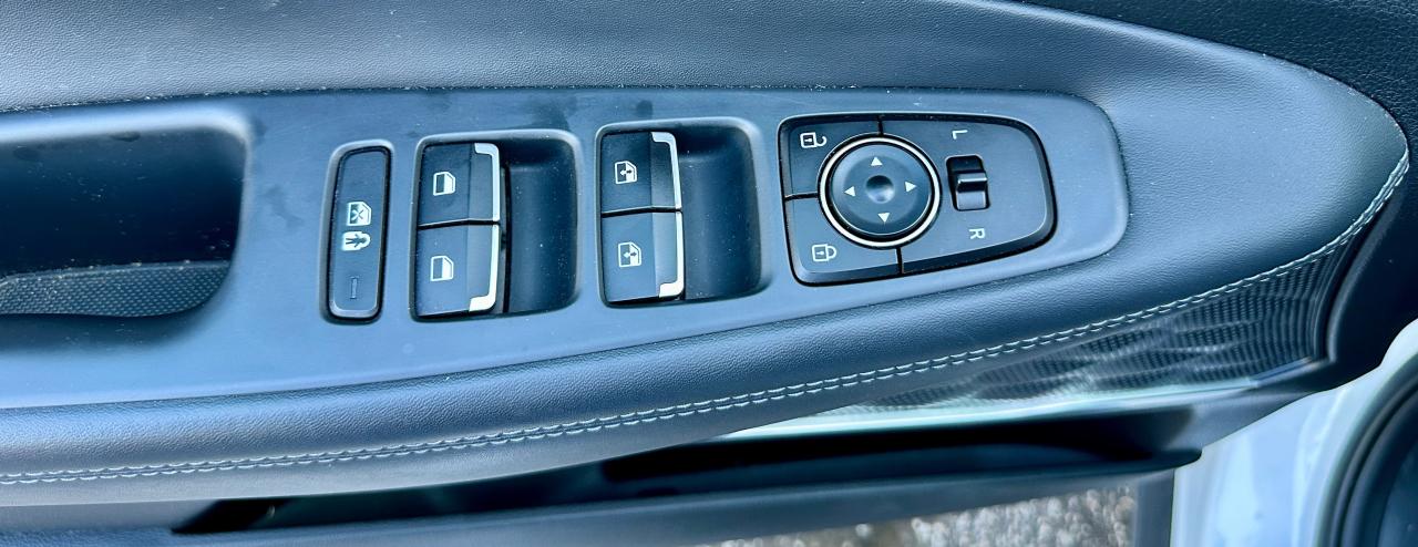 2021 Hyundai Santa Fe Preferred AWD w/Trend Package Photo