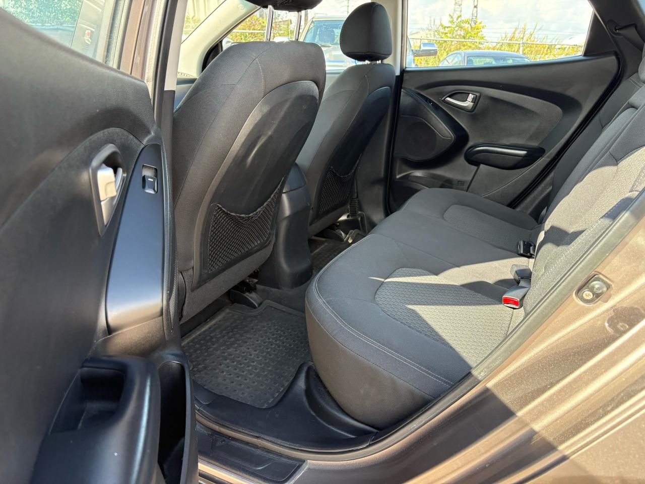 2012 Hyundai Tucson L - Photo #8