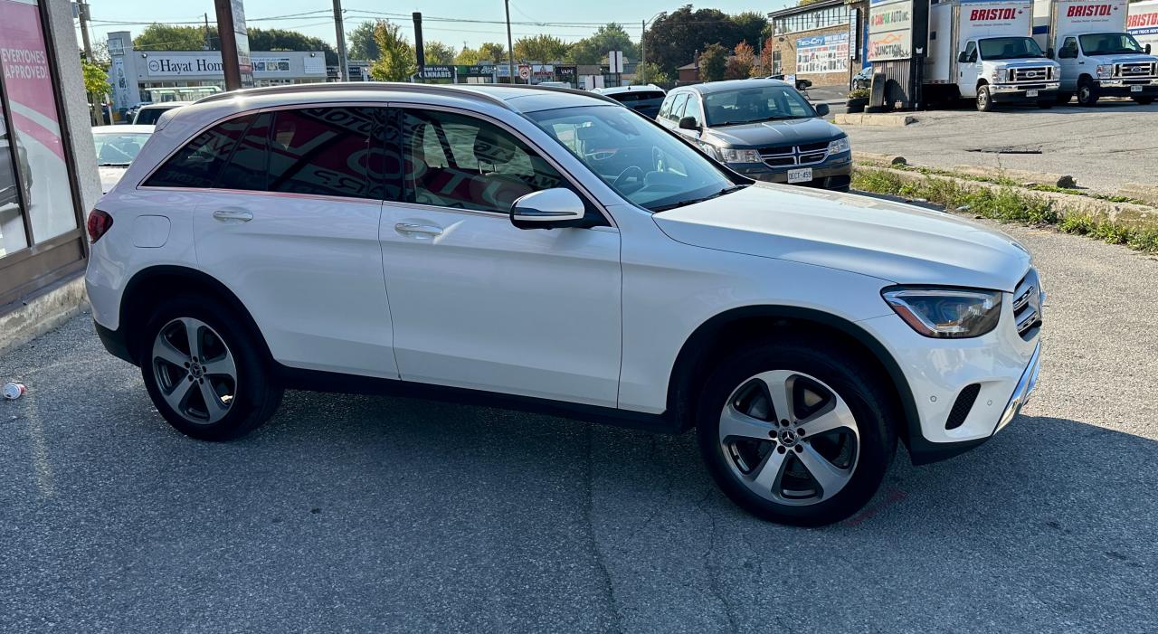 2020 Mercedes-Benz GLC-Class GLC 300 4MATIC SUV Photo3