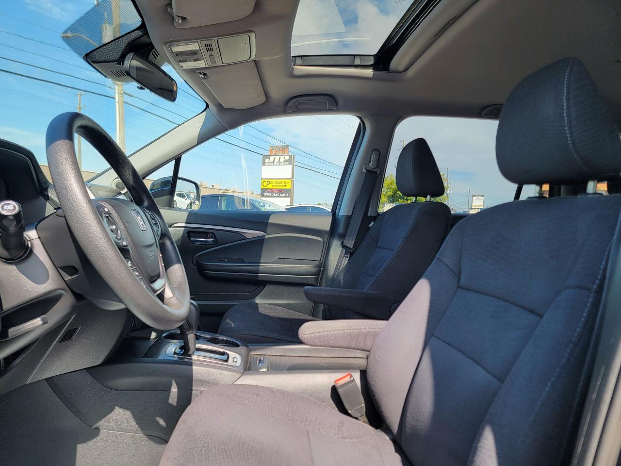2017 Honda Pilot EX - Photo #10