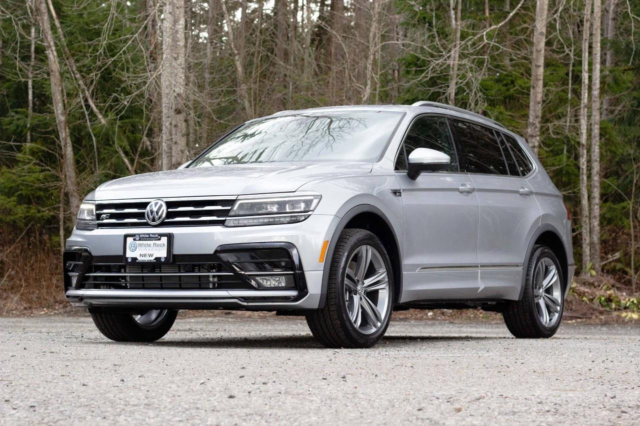 Used 2021 Volkswagen Tiguan Highline *LEASE RETURN*LOW KMS*R-LINE PACKAGE* for sale in Surrey, BC