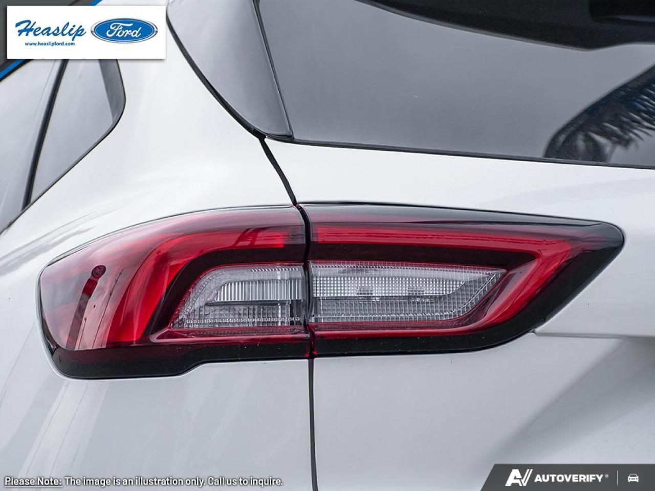 2025 Ford Escape ST-Line Photo5