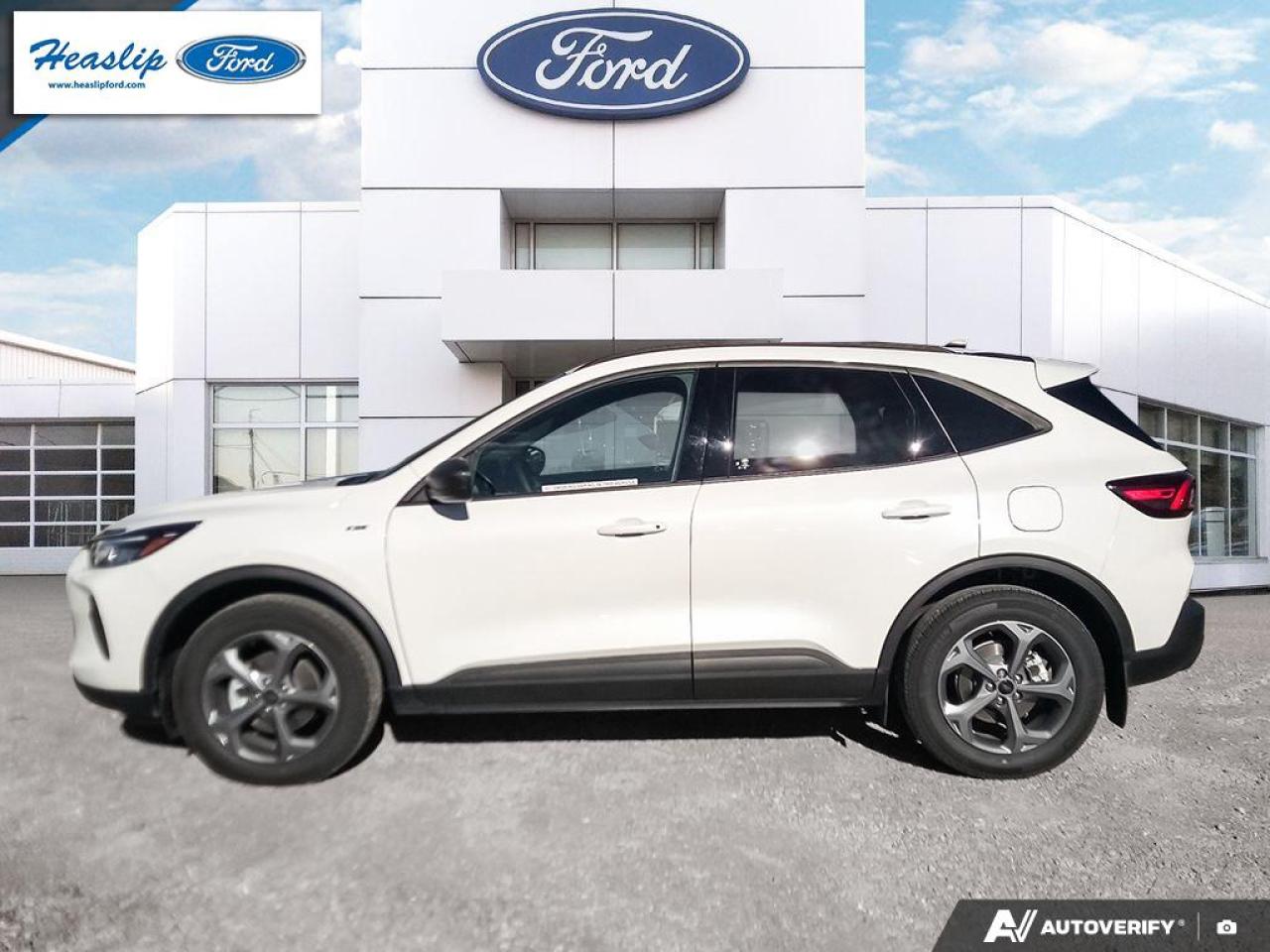 2025 Ford Escape ST-Line Photo2