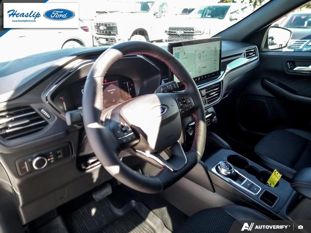 2025 Ford Escape ST-Line Photo