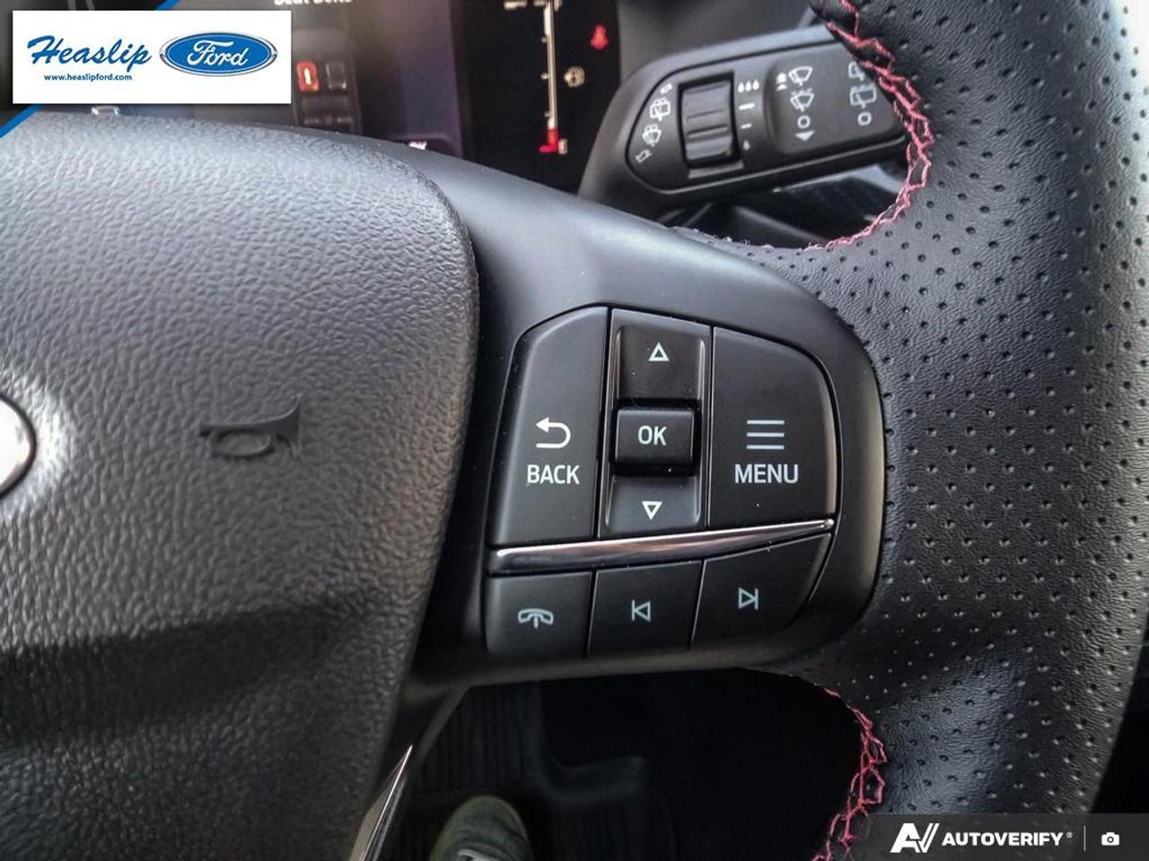 2025 Ford Escape ST-Line Photo