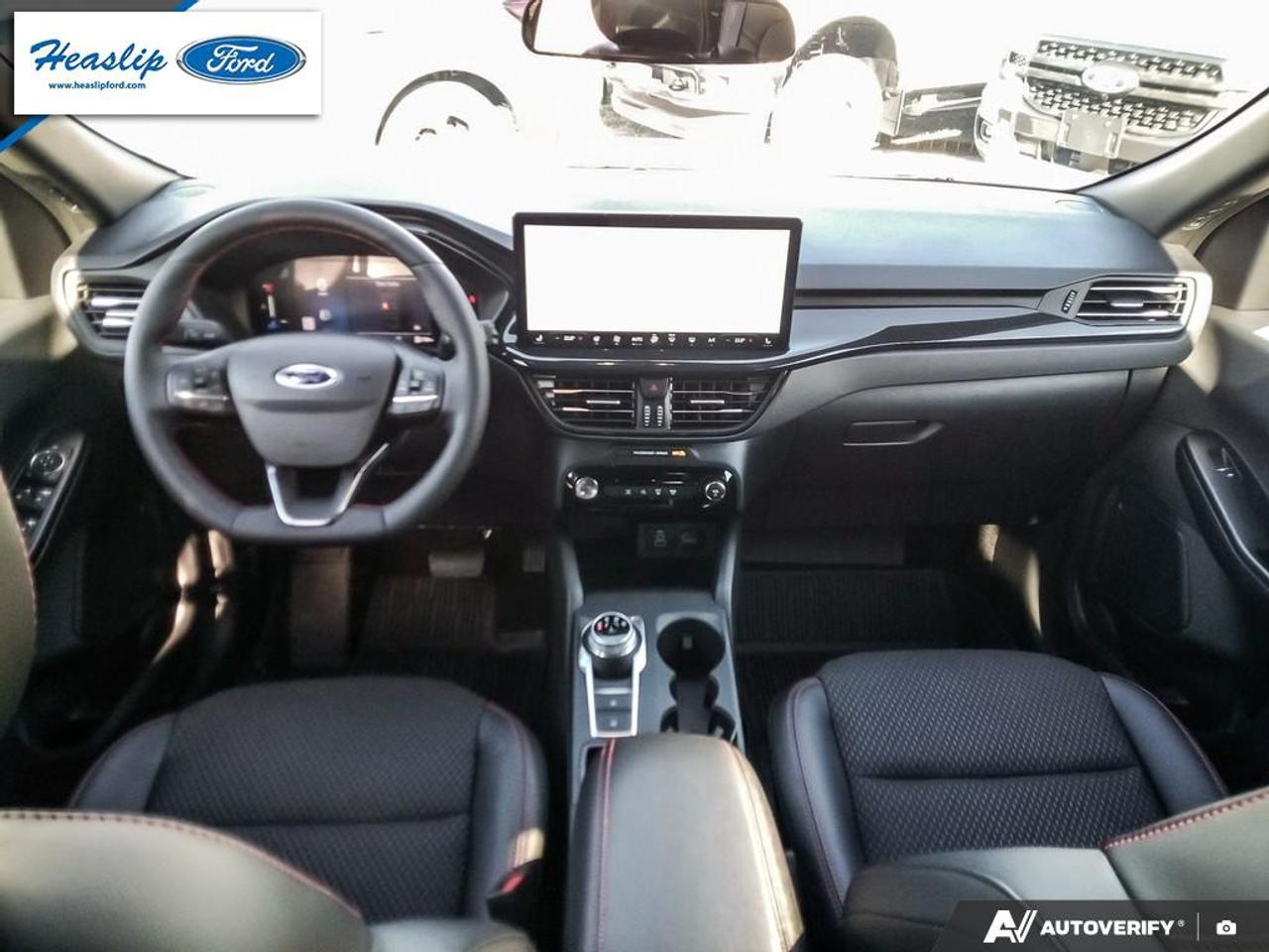 2025 Ford Escape ST-Line Photo