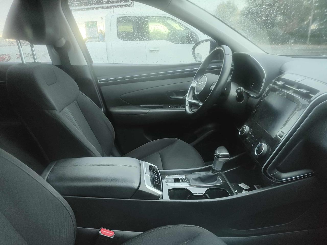 2022 Hyundai Tucson Preferred Photo2