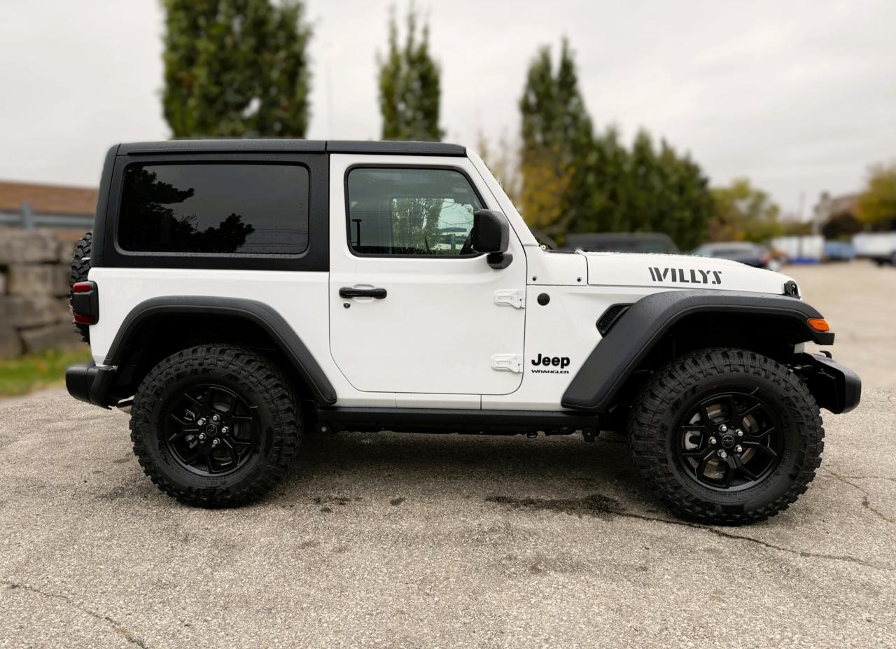 2026 Jeep Wrangler Willys 2 Door 4x4 Photo3