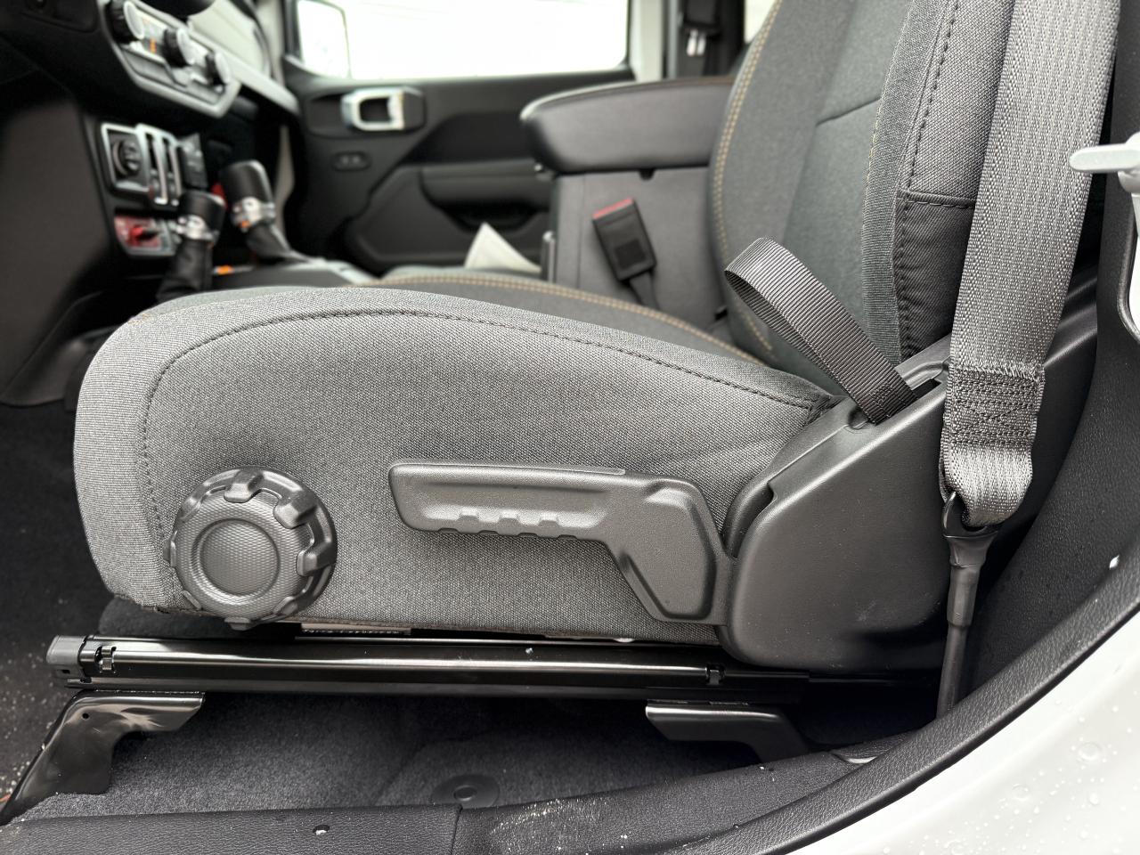 2026 Jeep Wrangler Willys 2 Door 4x4 Photo