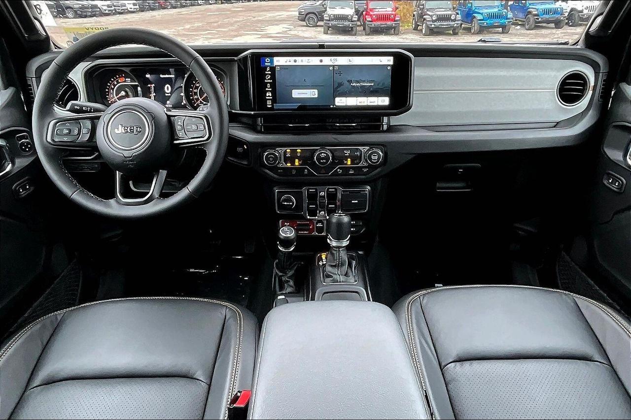 2026 Jeep Wrangler WILLYS 4DR | Leather | Tech & Safety & Conv Grp Photo4