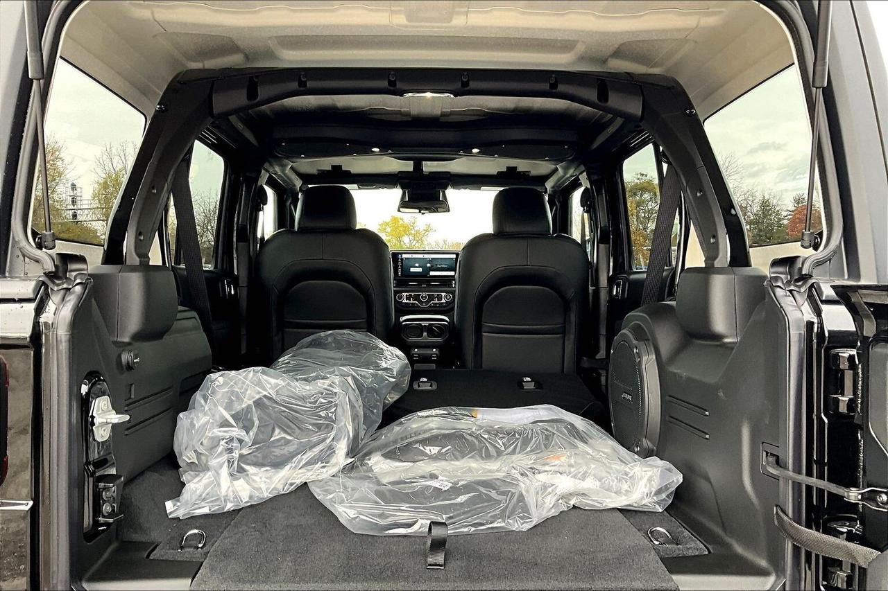 2026 Jeep Wrangler WILLYS 4DR | Leather | Tech & Safety & Conv Grp Photo