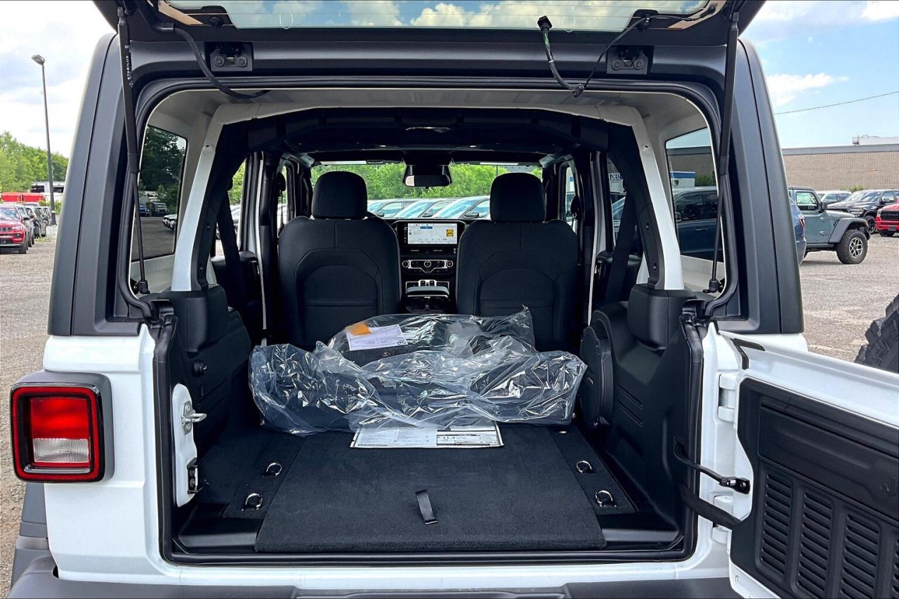 2026 Jeep Wrangler WILLYS 4DR | 12" Touchscreen | Conv Group | 4x4 Photo