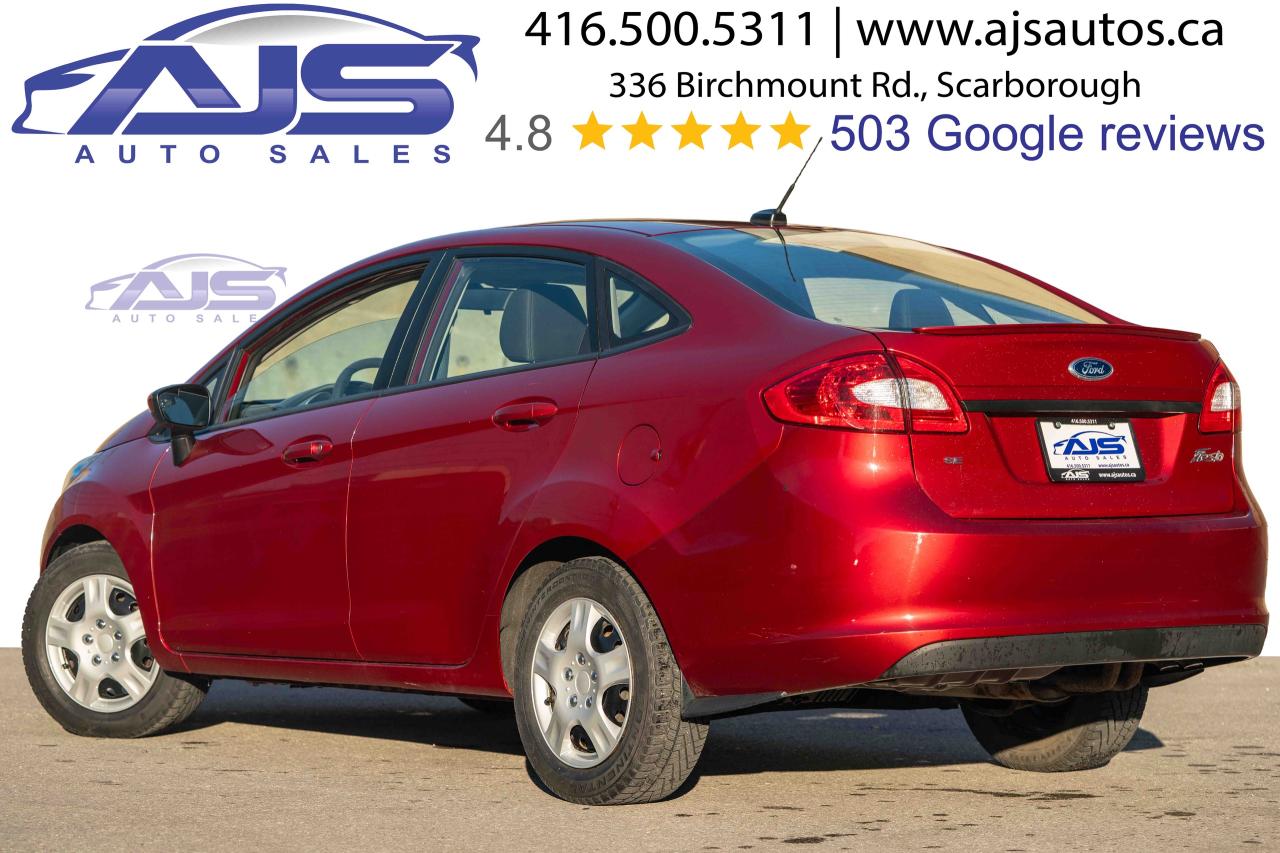 2013 Ford Fiesta SE Photo3